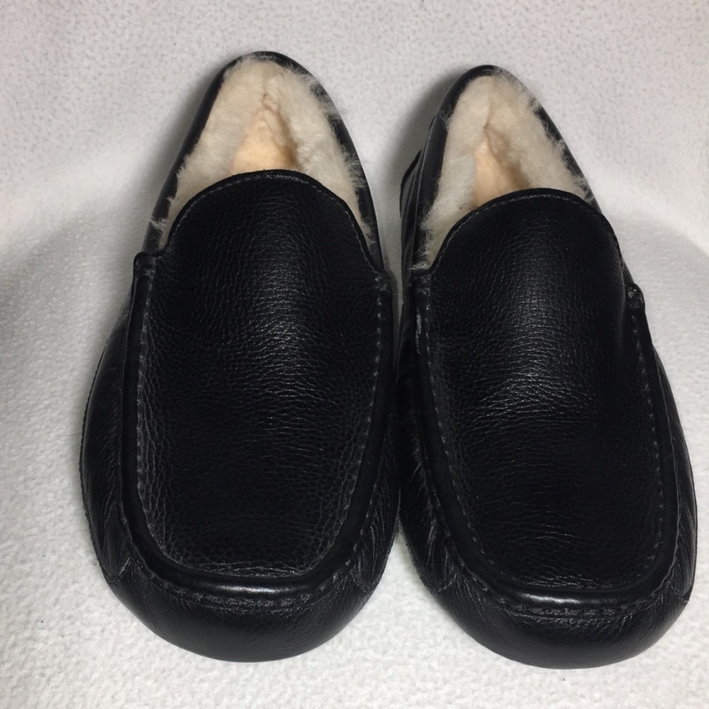 UGG AUSTRALIA MENS SHOES SZ 12